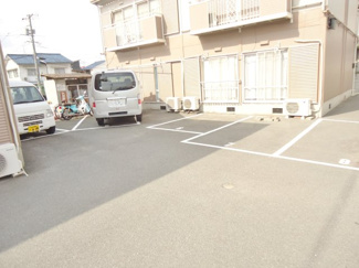 【駐車場】 | マリヤハイツ　A