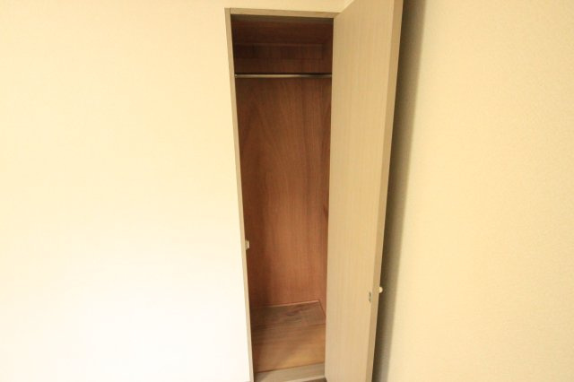 メゾン・ド・ファミール岡村の収納|近鉄長瀬駅まで徒歩６分！