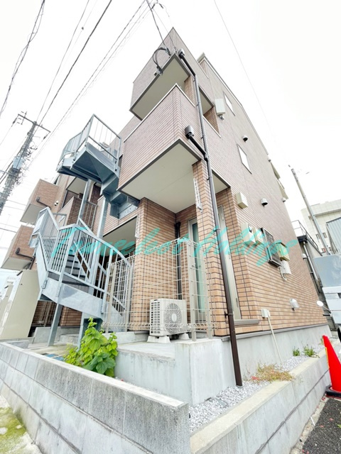 アマーレヴィスタの外観|駅徒歩2分の好立地♪最上階角部屋♪