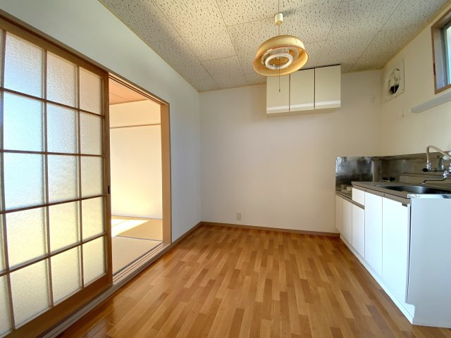 露崎コーポの居間・リビング