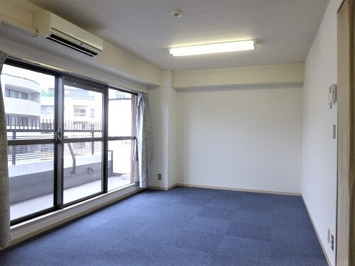 三田富洋ハイツの居間・リビング|※2018年7月撮影