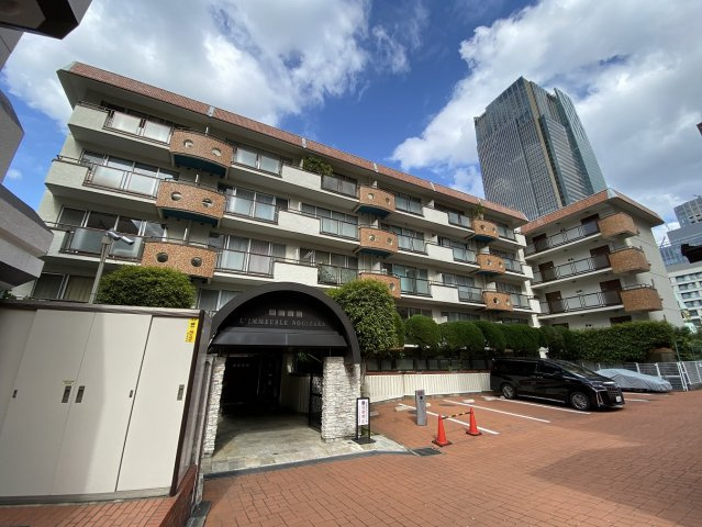 ルイマーブル乃木坂の外観