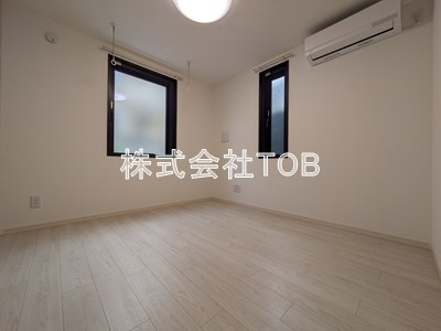 【居間・リビング】 | ネオアーバンレジデンス方南町 | 6.7帖