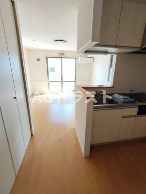 【洋室】 | リベライズム