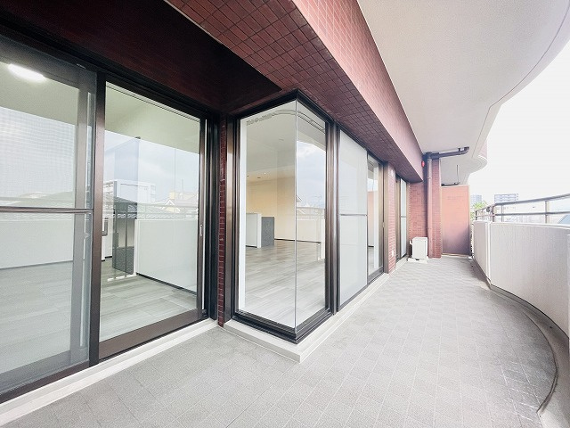 【バルコニー】 | ライオンズマンション春日