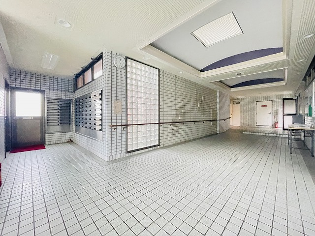 【エントランス】 | ライオンズマンション春日