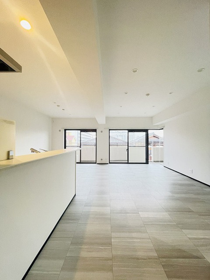 【居間・リビング】 | ライオンズマンション春日