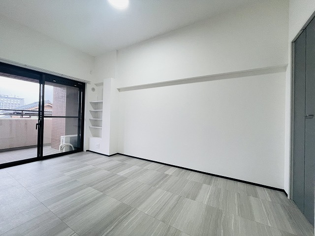 【洋室】 | ライオンズマンション春日