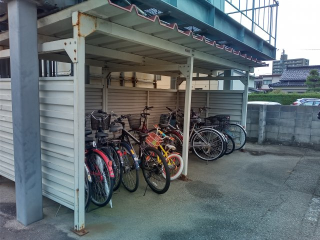 メゾン・ドゥ・ヴァン上赤江のその他共用部分|駐輪場