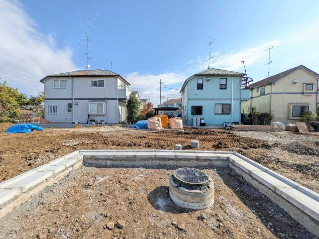 八王子市　弐分方町　建築条件付き売地の前面道路含む現地写真|～北西5ｍ道路に面しています～