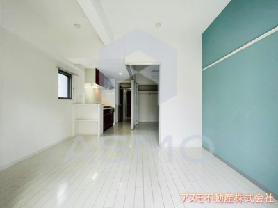 【居間・リビング】 | ポローニア立花通り | 同マンション、別部屋参考写真