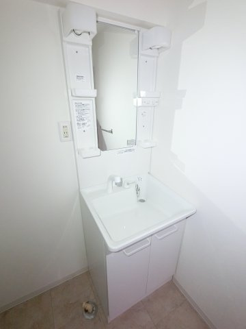 【独立洗面台】