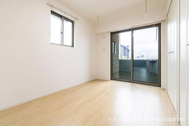 【内装】 | モア