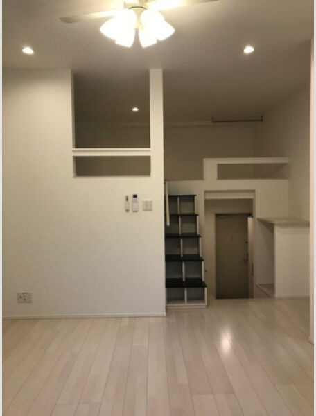 ハーモニーテラス茶屋坂通の居間・リビング