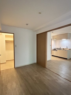 【洋室】 | シティーコート北瓦町