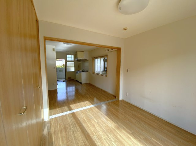 茂原市茂原のアパートの洋室