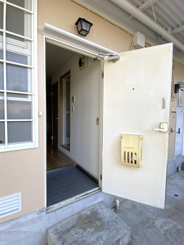 茂原市茂原のアパートの玄関