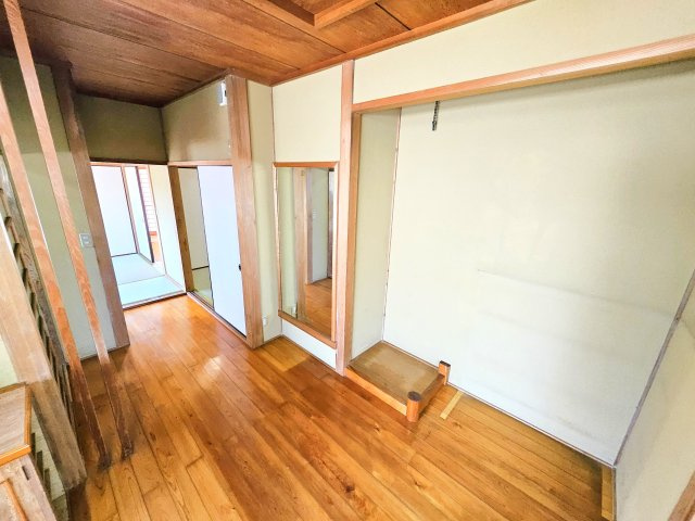 花園町戸建ての内装