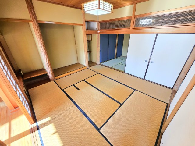 花園町戸建ての和室