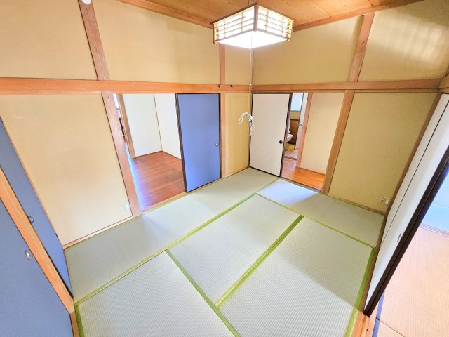 花園町戸建ての和室