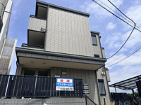 築浅物件・外観も綺麗です