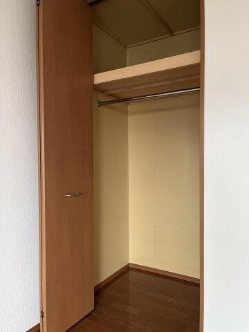 収納スペースあります。