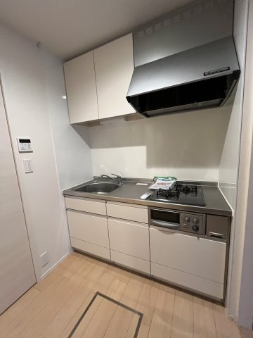 【キッチン】 | ハレアイナ | グリル付きシステムキッチン