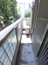 【バルコニー】