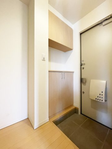 シャーメゾン中吉野の玄関