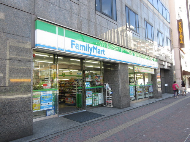 エクセル巣鴨のその他|ファミリーマート巣鴨一丁目店