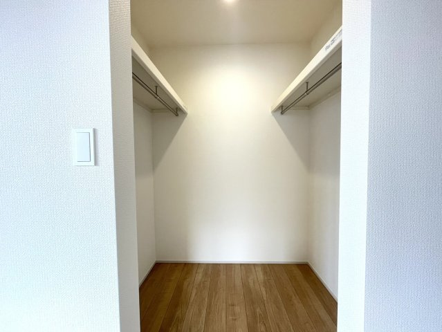 安城市安城町名広69番1『仲介手数料無料』新築戸建ての収納