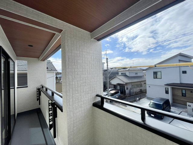 安城市安城町名広69番1『仲介手数料無料』新築戸建てのバルコニー