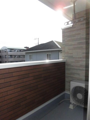 【バルコニー】 | グレースコートⅤ | お洗濯にも便利なバルコニー付き