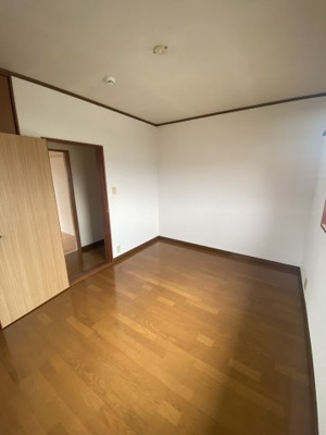 【洋室】 | パークプラザＢ | スタンダードな洋室です