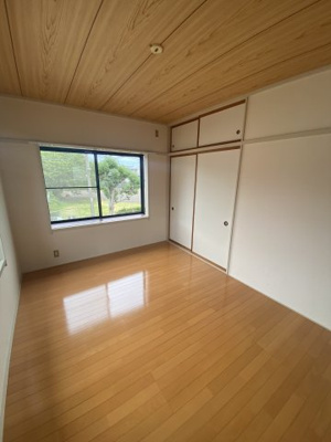 【洋室】 | パークプラザＢ | コンパクトで使いやすい洋室です