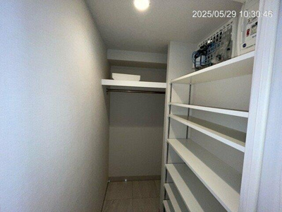 【収納】 | リビオレゾン千代田岩本町ルジェンテ | ウォークインクローゼット 