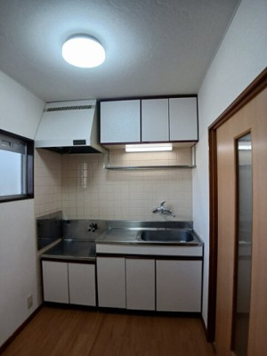 【キッチン】 | エルディムわかまつ | お料理しやすいキッチンです