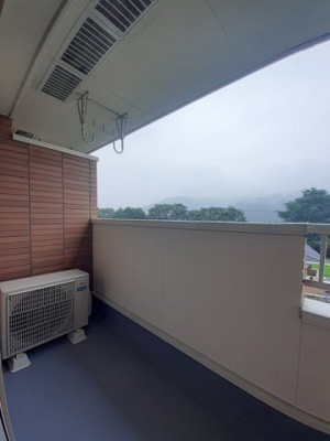 【バルコニー】 | ヴァンヴェール | バルコニーがあります