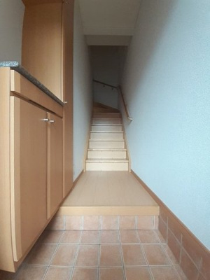 【玄関】 | ヴァンヴェール | きれいな玄関です