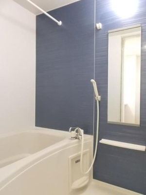 【浴室】 | シャトレラムール | 落ち着いた空間のお風呂です