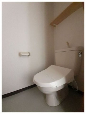 【トイレ】 | コルヴェールＫ | 清潔感のあるトイレです