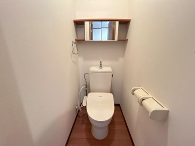 【トイレ】 | サンモールパレス | 2階シャワー付トイレ