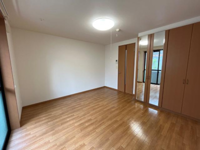 【内装】 | グラン：チェスタ | 洋室