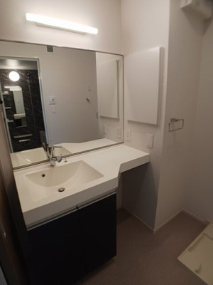 【洗面所】 | ブリック | 脱衣スペースもあります