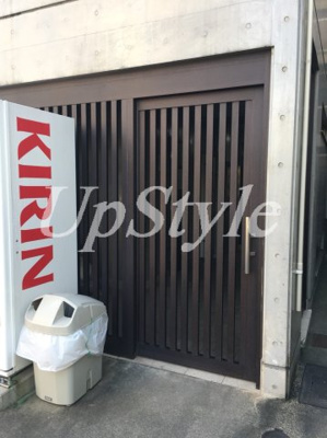 【エントランス】 | レヴジュール