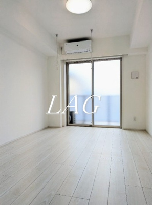 【居間・リビング】 | ARCOBALENO SUGINAMIHONANCHO | 洋室のお部屋です。