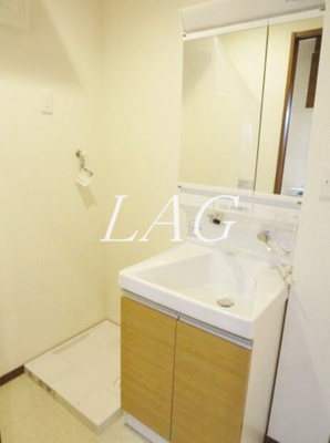 【洗面所】 | アムール和 | 独立洗面台です。