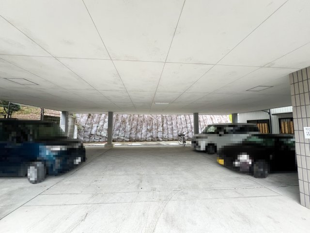 セントパークハウス千頭の駐車場
