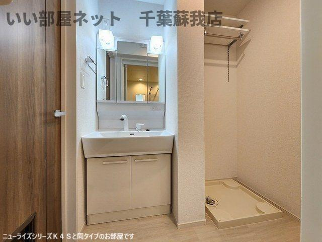 アルタハイムＢの洗面所|スペースが確保できる洗面所です