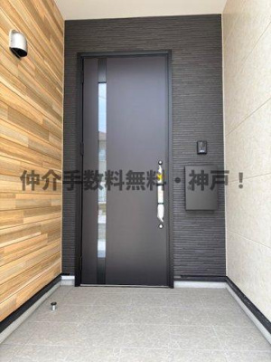 【玄関】 | 神戸市西区春日台2丁目　新築戸建　仲介手数料無料！ | シンプルで使いやすい玄関です